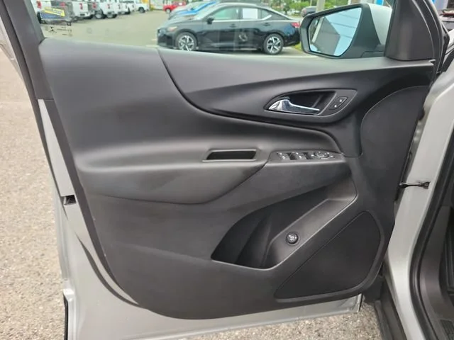 2021 Chevrolet Equinox LT - Photo 23