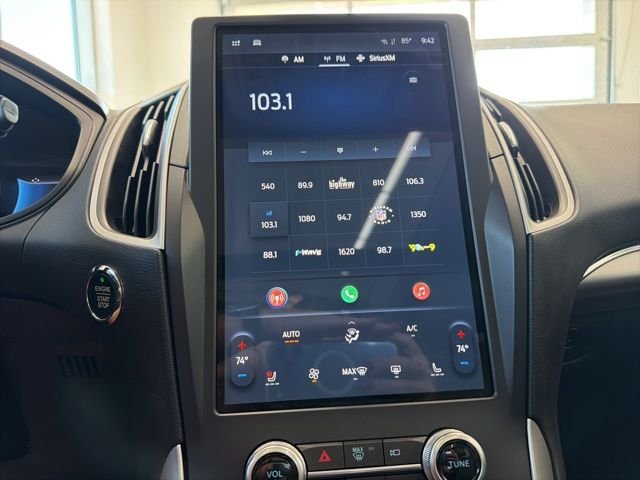 Used 2022 Silver Ford SEL image 20