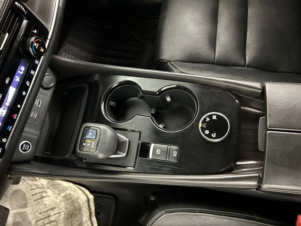 Used 2021 Gray Nissan SL image 23