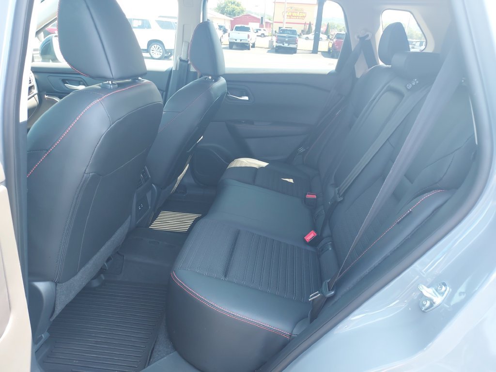 Used 2025 Gray Nissan Rock Creek image 14