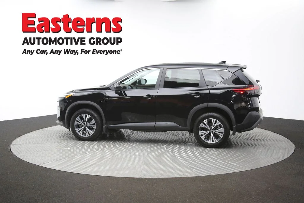 Used 2023 Black Nissan SV image 61