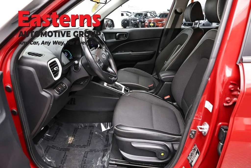 Used 2023 Red Hyundai Limited image 14