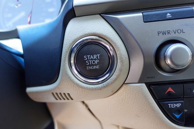 Used 2014 Red Lexus 350 image 21