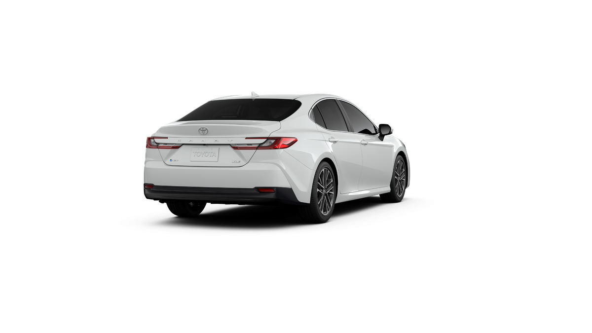 New 2027 Wind Chill Pearl Toyota XLE image 9