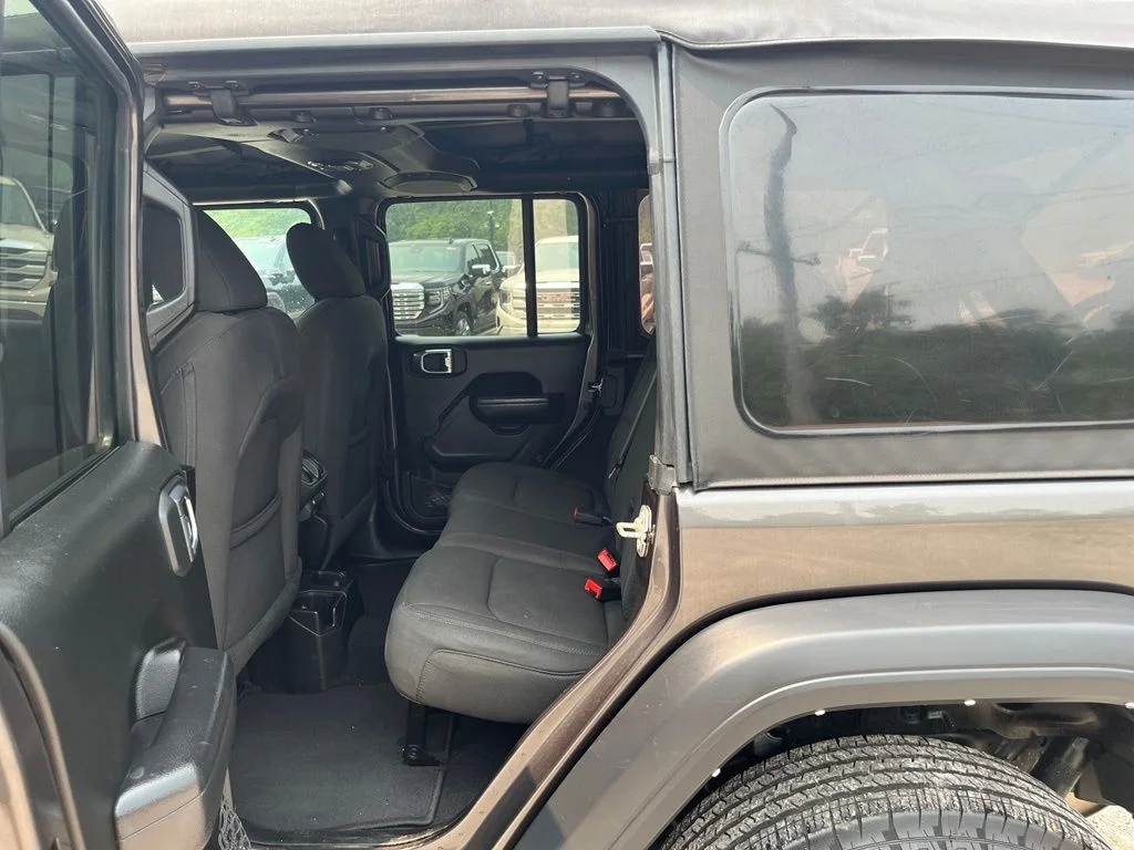 Used 2023 Granite Jeep Sport S image 28
