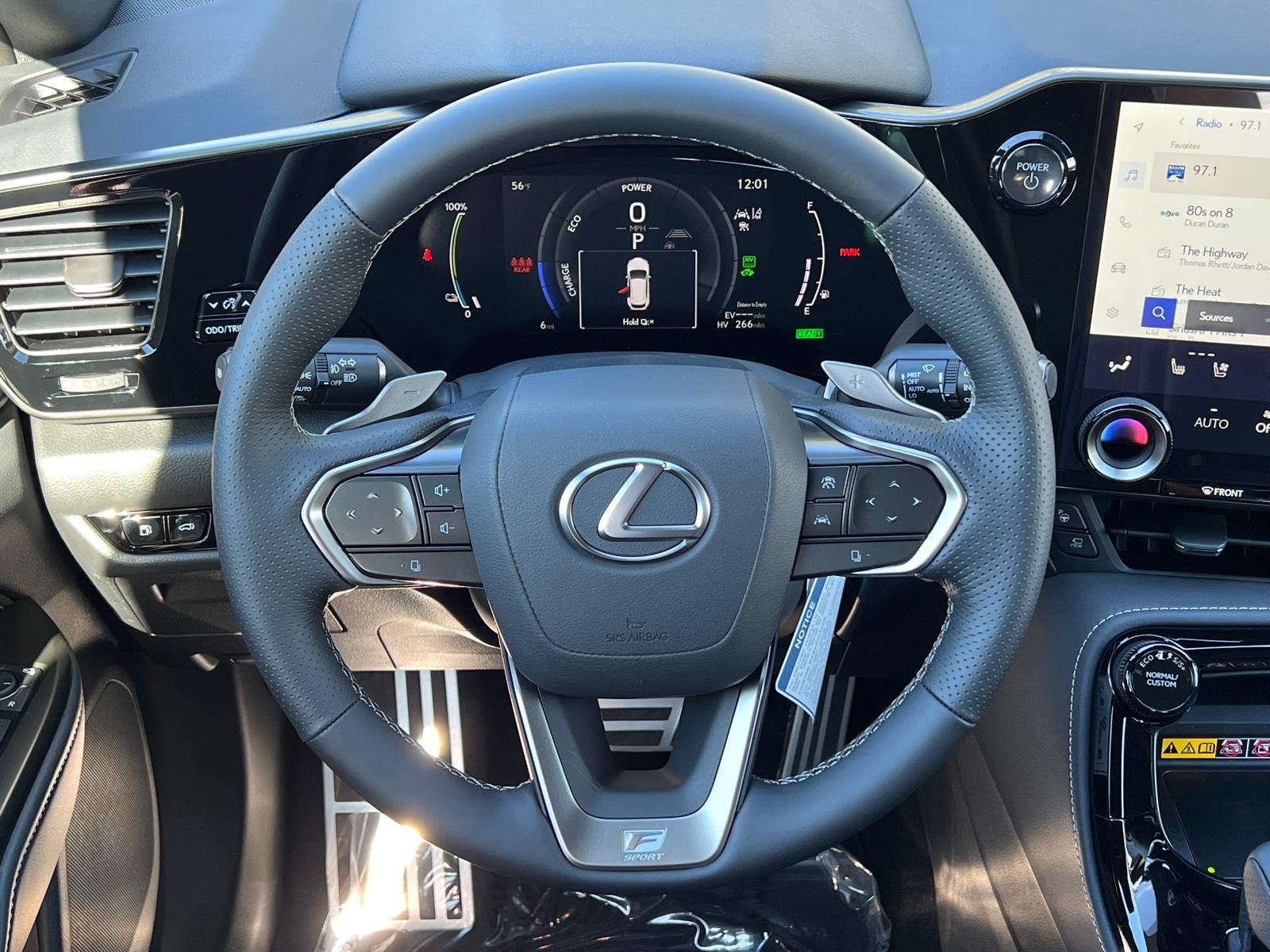 2026 Lexus NX 450h+ F-Sport - Photo 18