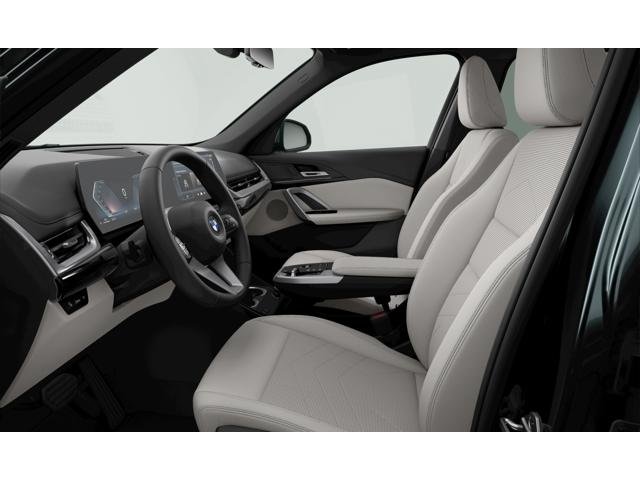 New 2027 Cape York Green Metallic BMW xDrive28i image 6