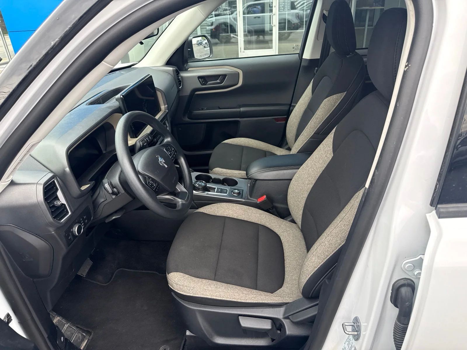 Used 2025 White Ford Big Bend image 14