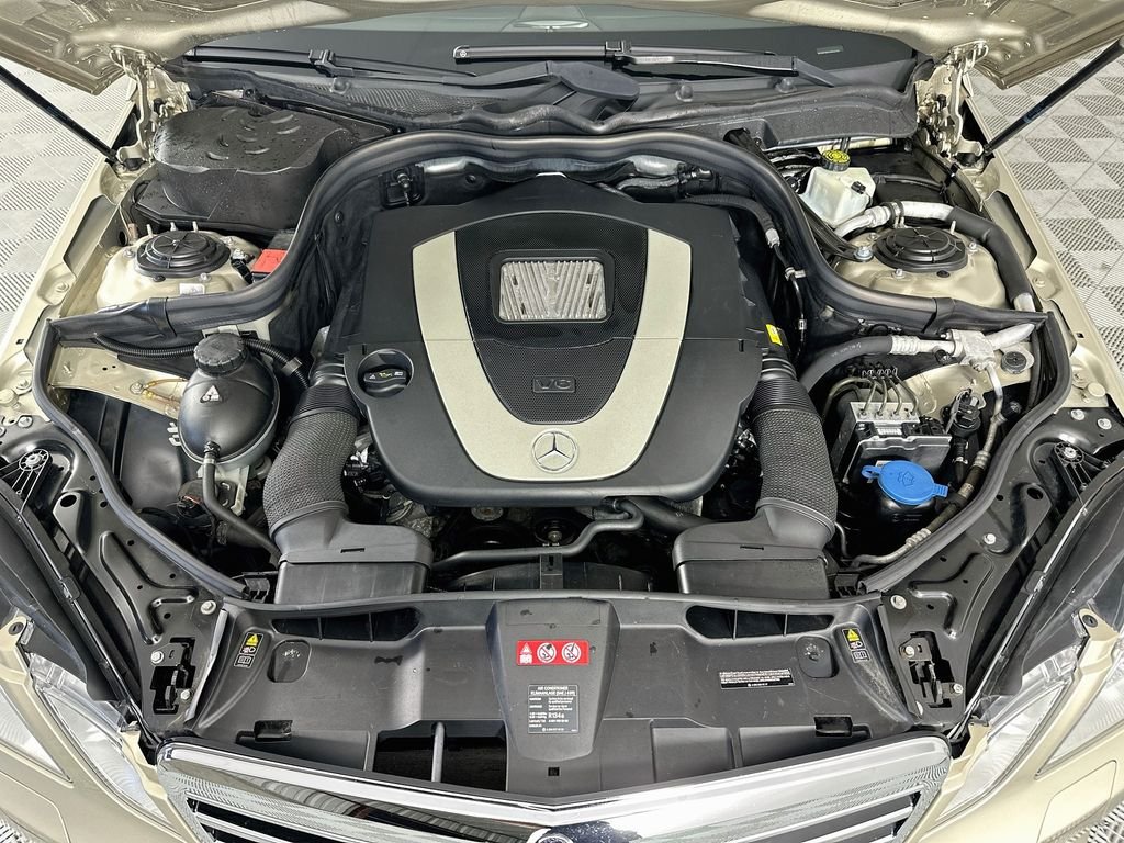Used 2010 Brown Mercedes-Benz E 350 image 31
