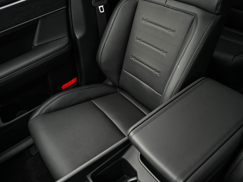 2026 Hyundai Santa Fe Limited - Photo 27