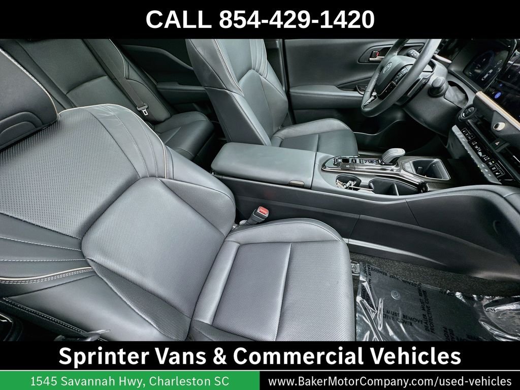 Used 2025  Toyota Platinum image 29