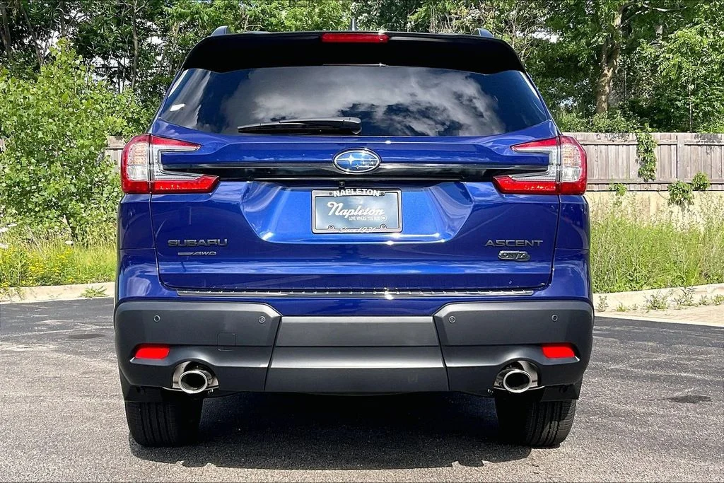 New 2026 SAPPHIRE BLUE PEARL Subaru Onyx Edition Touring 7-Passenger image 4