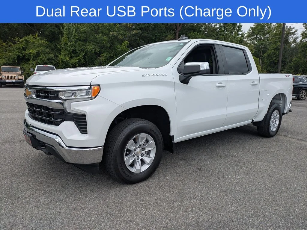 Used 2024 White Chevrolet LT image 8