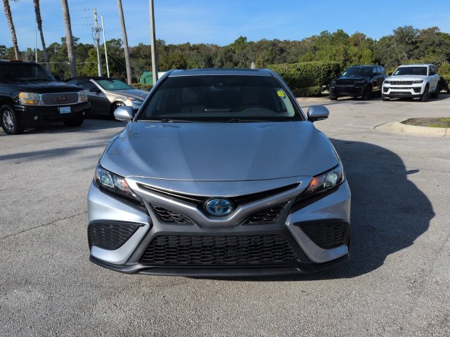 Used 2024 Silver Toyota SE image 9