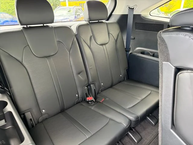 New 2026 Ivory Silver Kia EX image 23