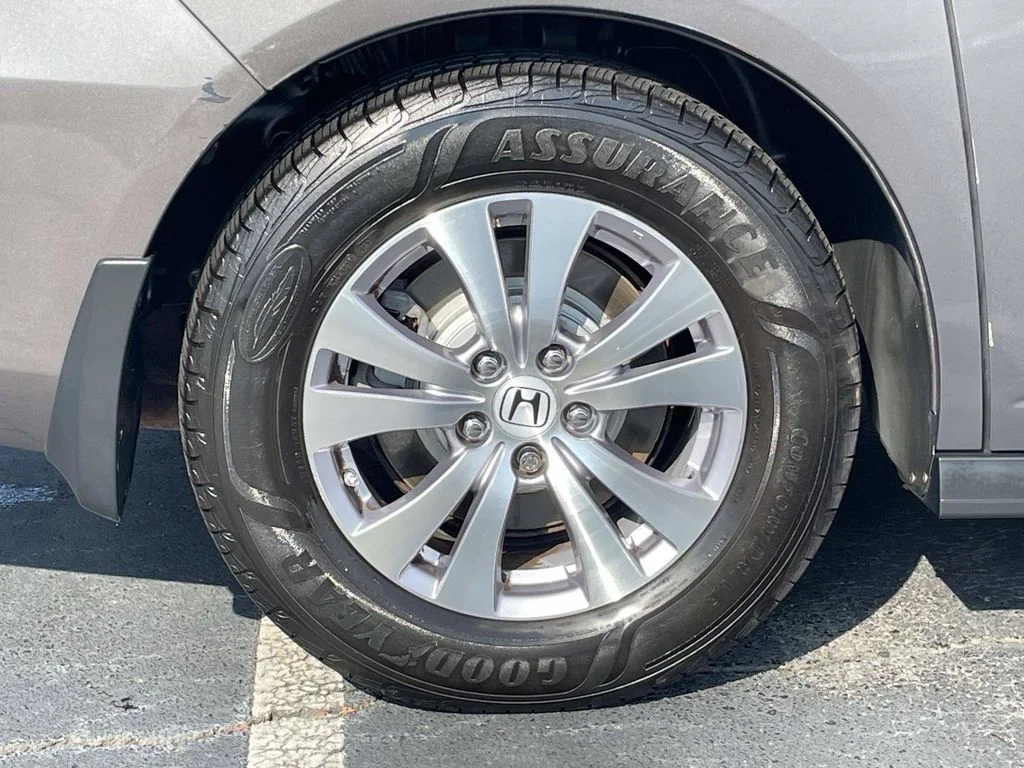 Used 2014 White Honda EX-L image 8