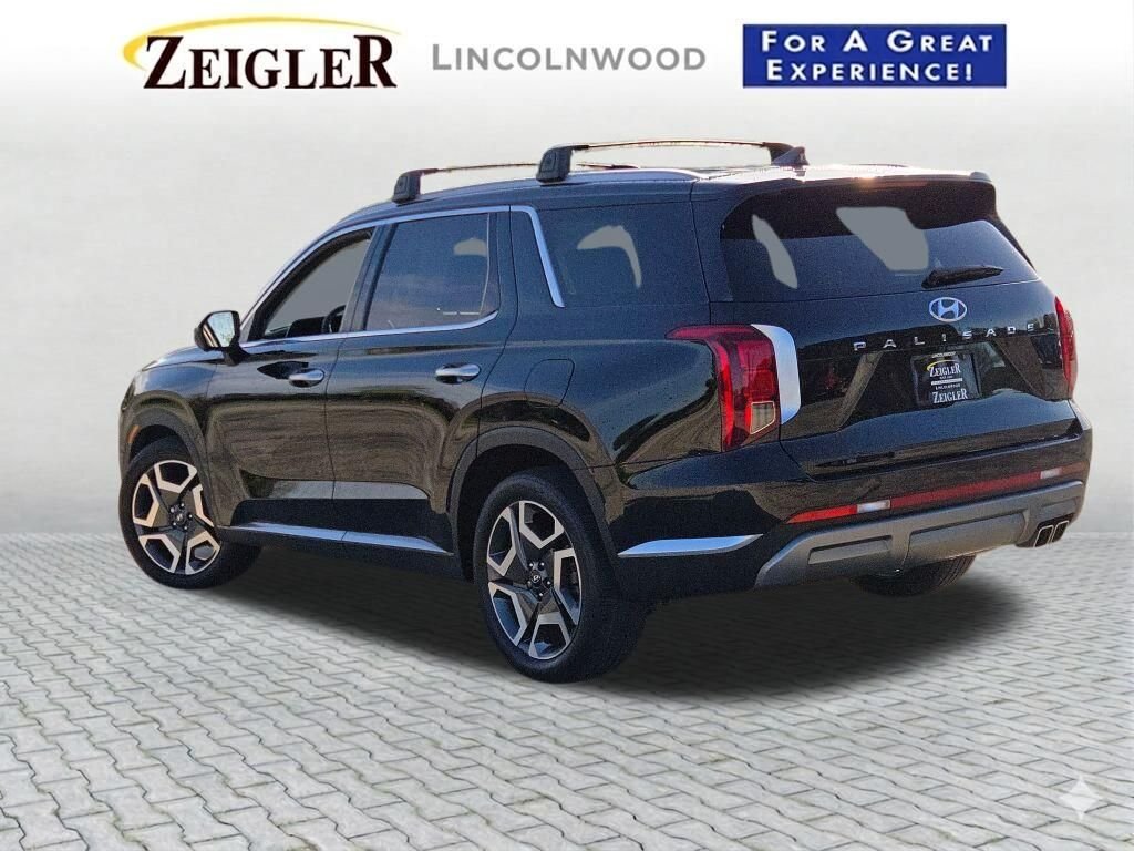 Used 2023 Black Hyundai Limited image 13