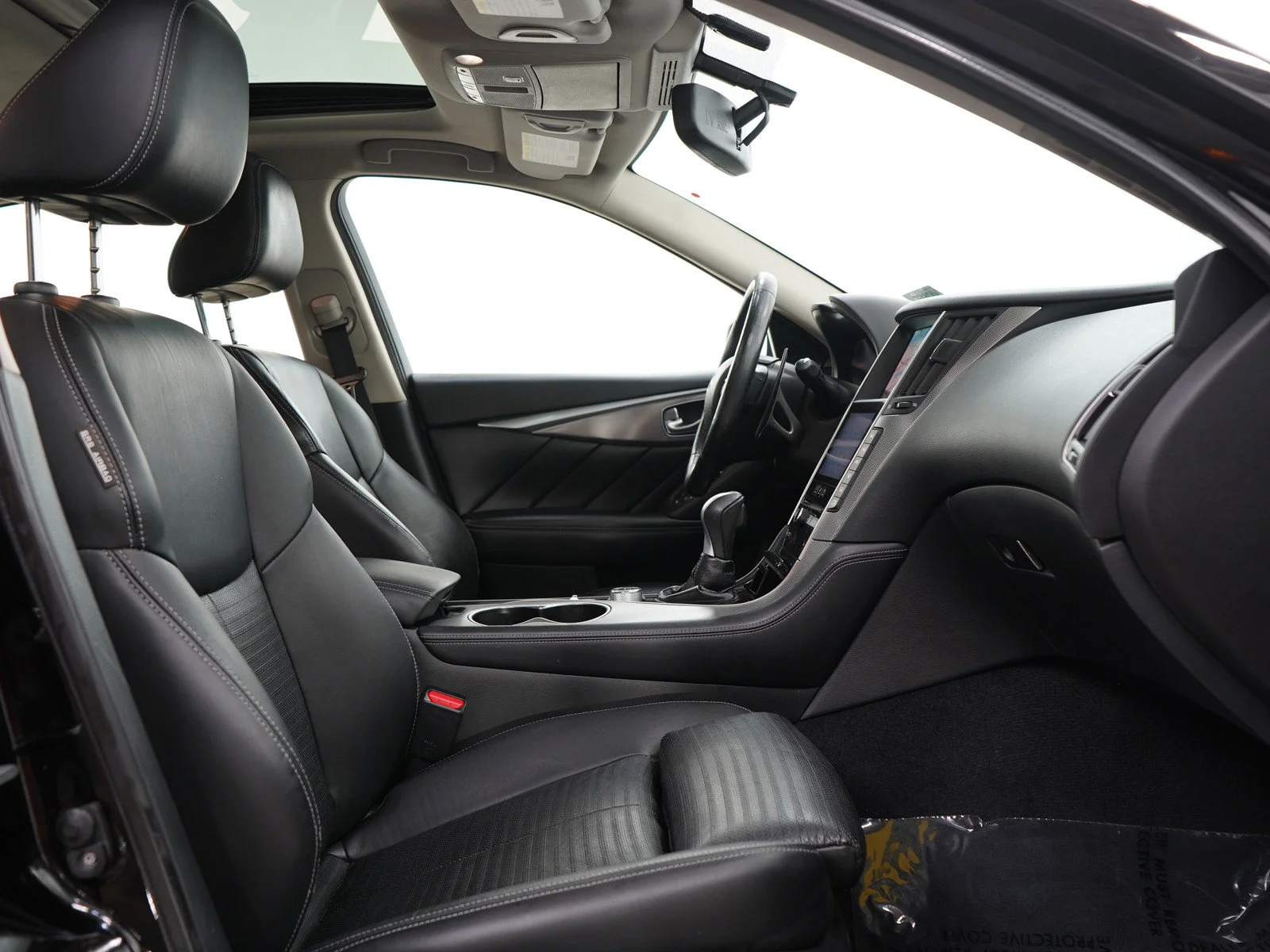 Used 2015 Black Obsidian INFINITI Sport image 11