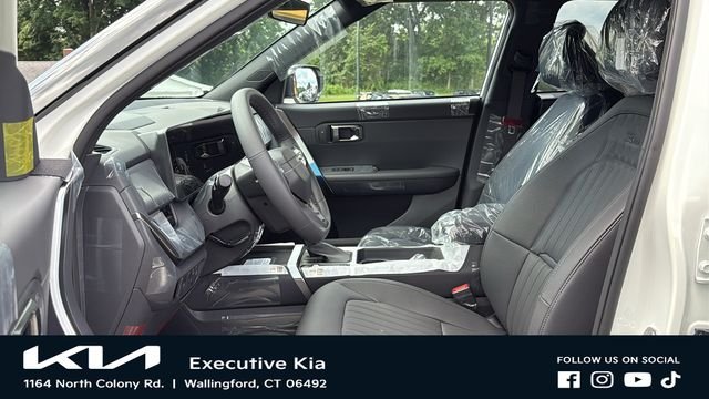 New 2027 Snow White Pearl / Black Roof Kia X-Line S image 10