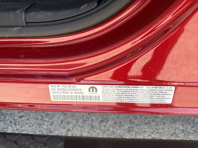 New 2026 Molten Red Pearl-Coat Exterior Paint RAM Black Express image 26
