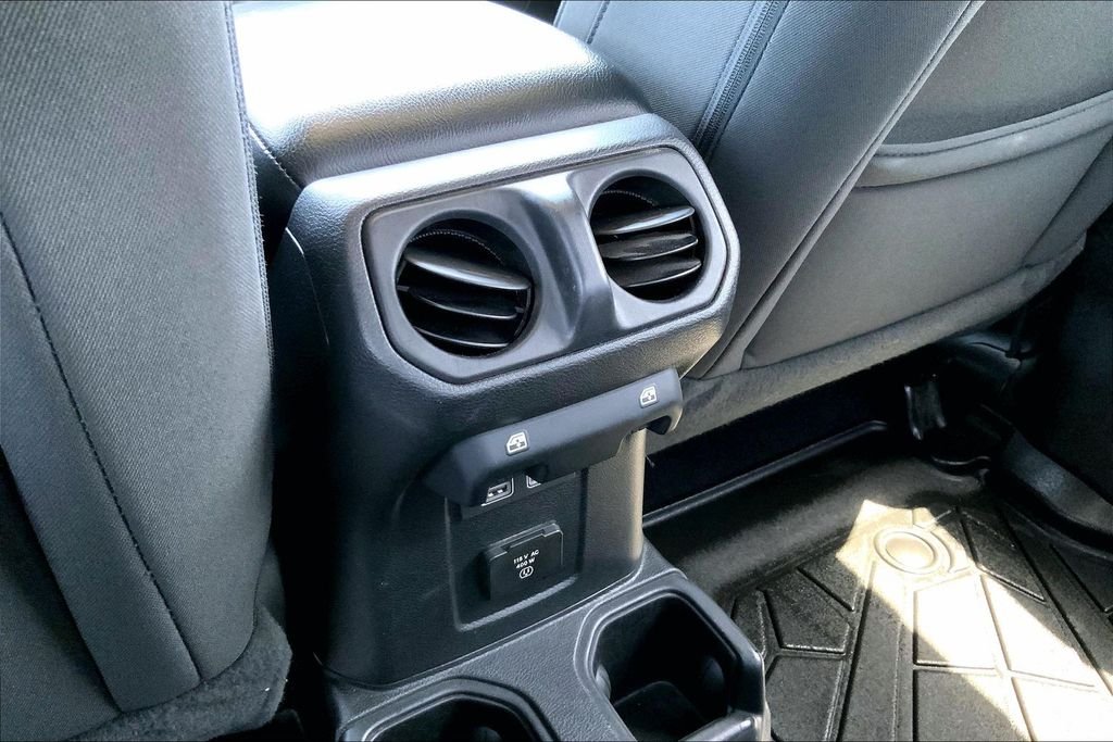 Used 2023 Gray Jeep Sport S image 11