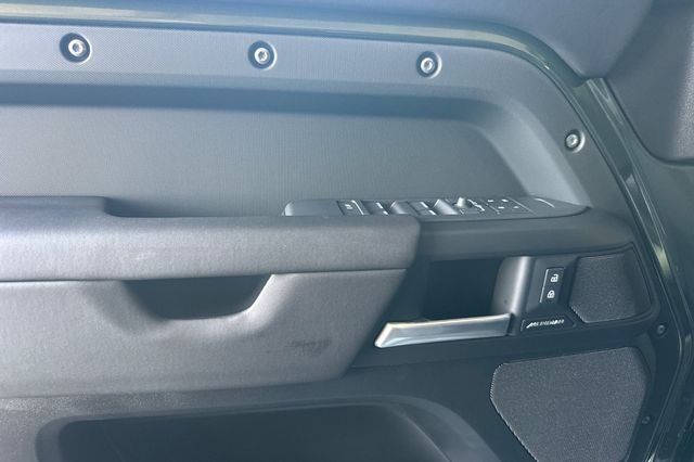 New 2026 Woolstone Green Land Rover S image 10