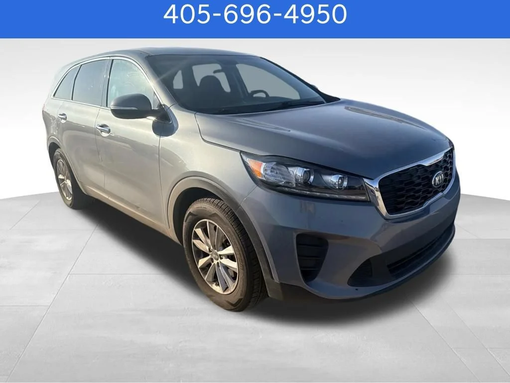 Pre-Owned 2020 Kia Sorento LX V6