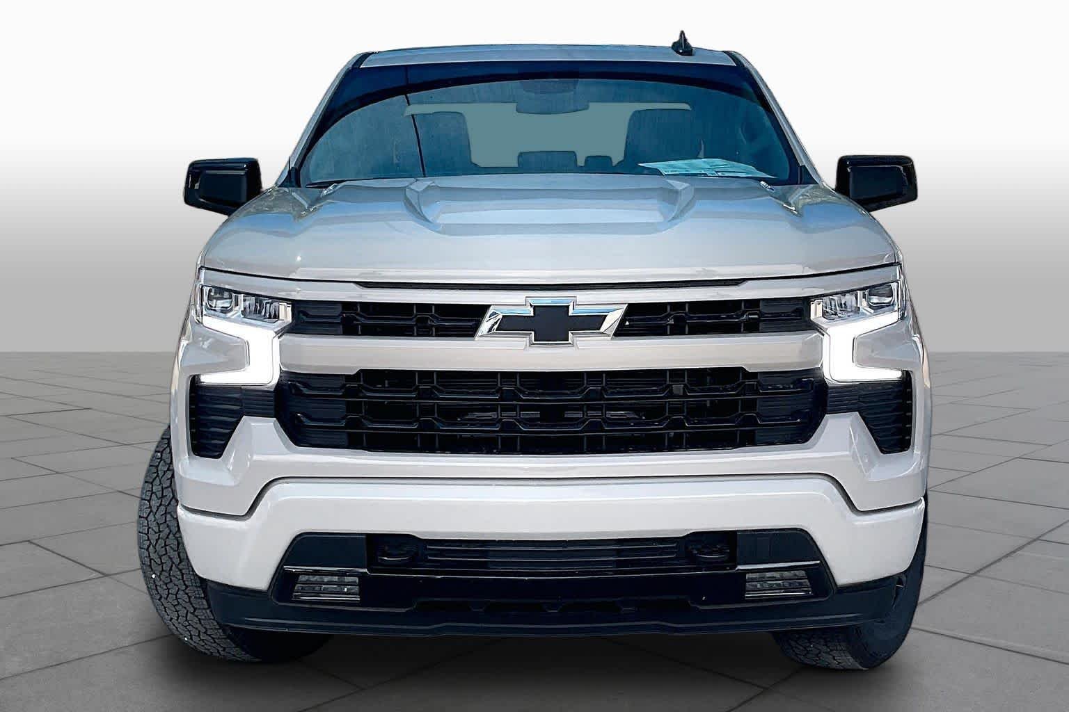 New 2026 White Sands Chevrolet RST image 3