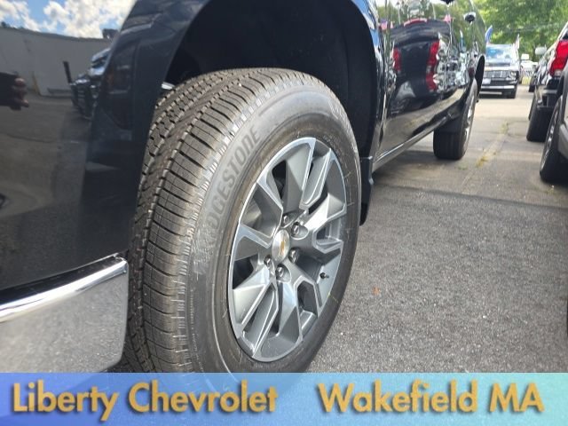 New 2026 Black Chevrolet LT (2FL) image 5