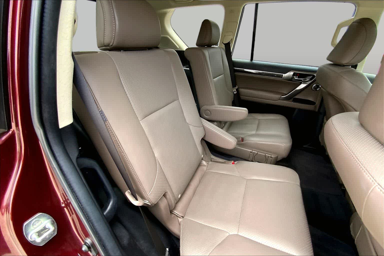 Used 2022 Claret Mica Lexus Luxury image 20