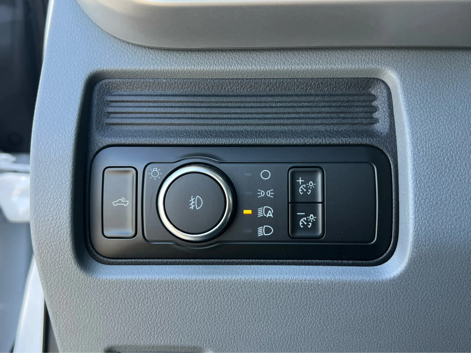 New 2026 Oxford White Ford XL image 32