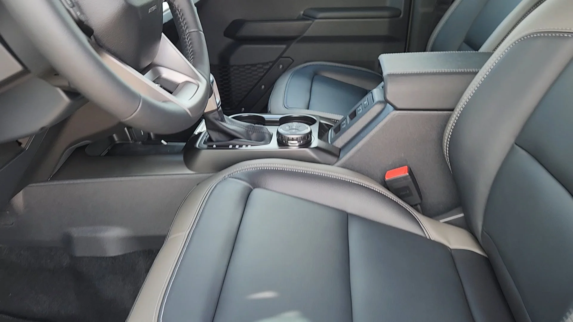 New 2026 Marsh Gray Ford Outer Banks image 31