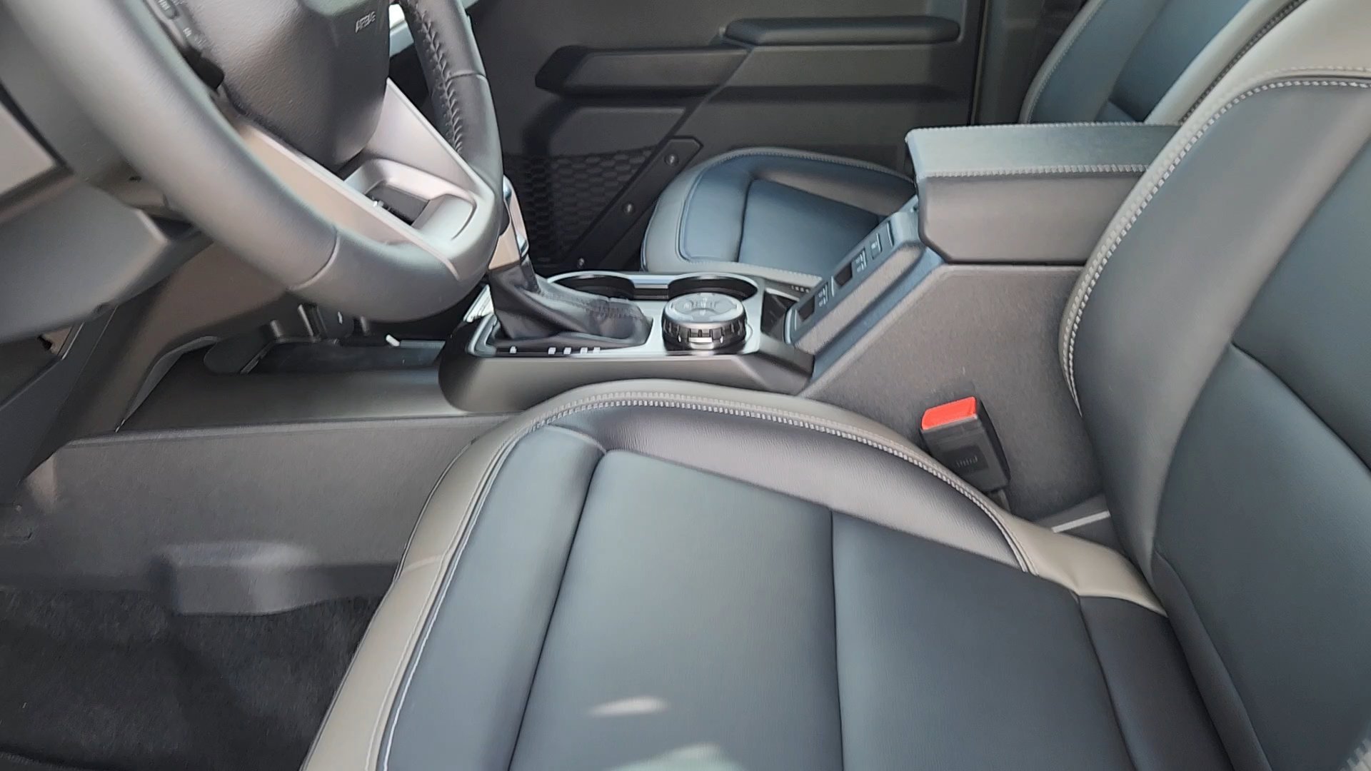 New 2026 Marsh Gray Ford Outer Banks image 31
