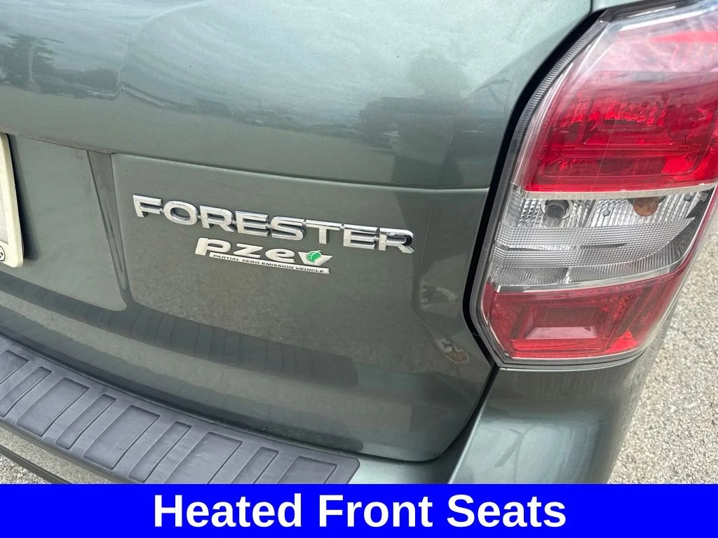 Used 2015 Green Subaru 2.5i Premium image 9