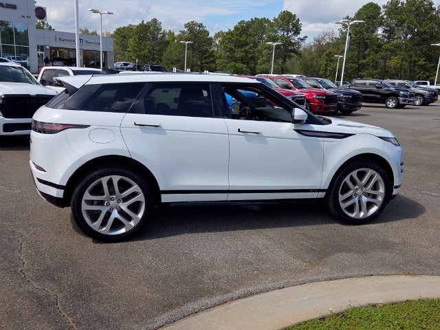 Used 2020  Land Rover R-Dynamic SE image 15