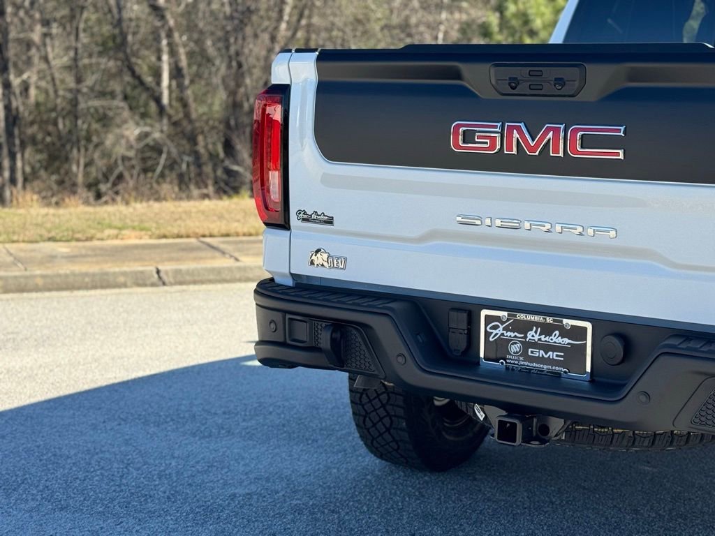 2026 GMC Sierra 1500 AT4X - Photo 15