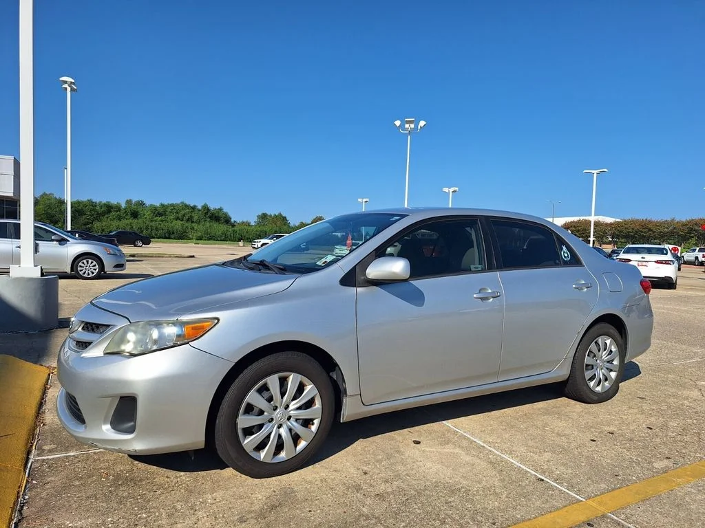 2012 Toyota Corolla LE