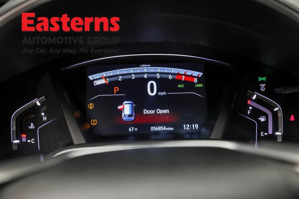 Used 2018 Red Honda Touring image 17