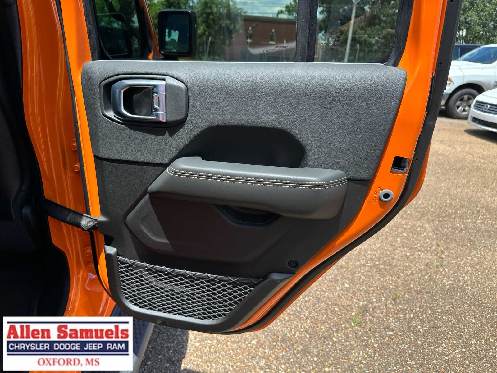 New 2026 Joose Exterior Paint Jeep Sahara image 42
