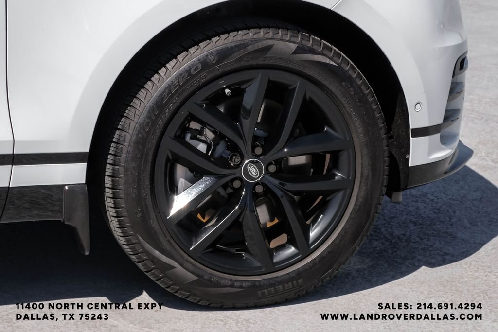 Used 2026 White Land Rover Dynamic SE image 61