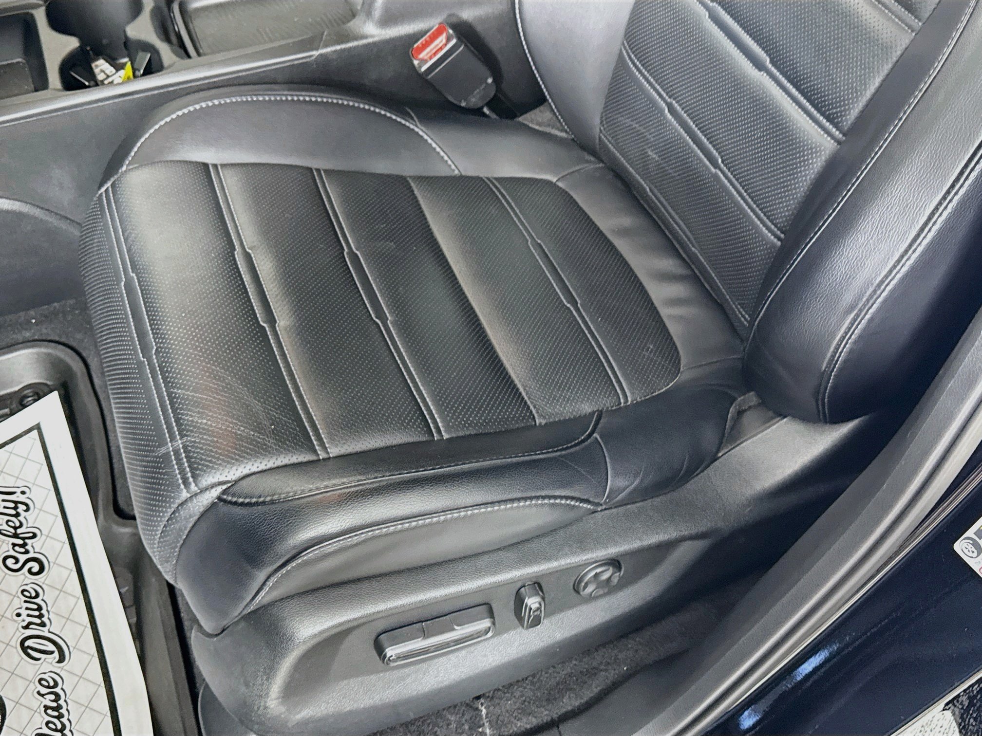 Used 2018 Crystal Black Pearl Honda Touring image 22
