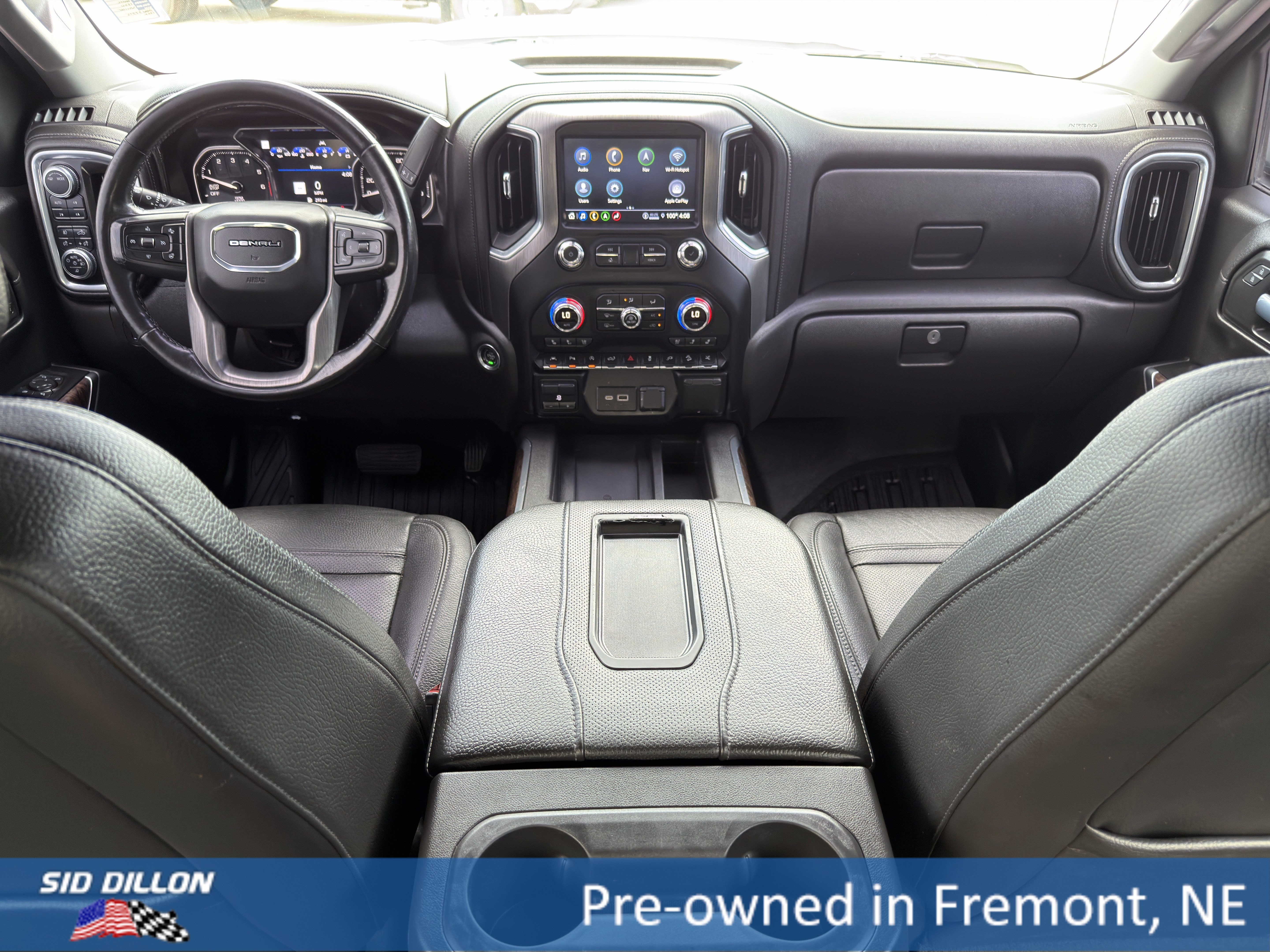 Used 2021 White Frost Tricoat GMC Denali image 9