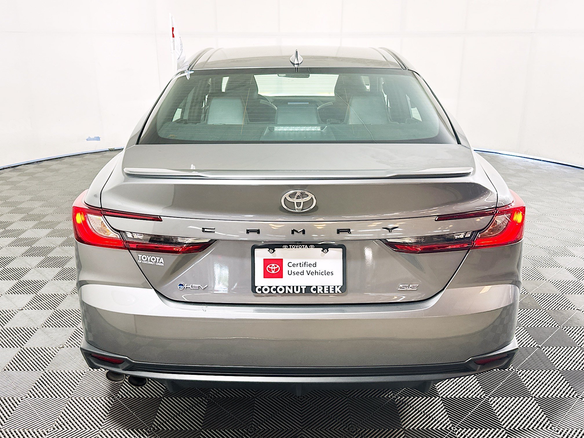 Certified Used 2025 Heavy Metal Toyota SE image 4
