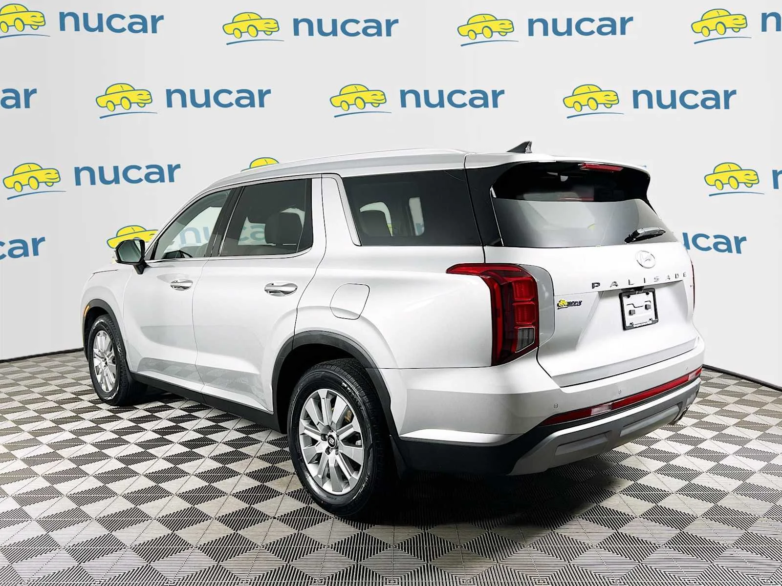 Used 2024 Typhoon Silver Hyundai SEL 7P image 5