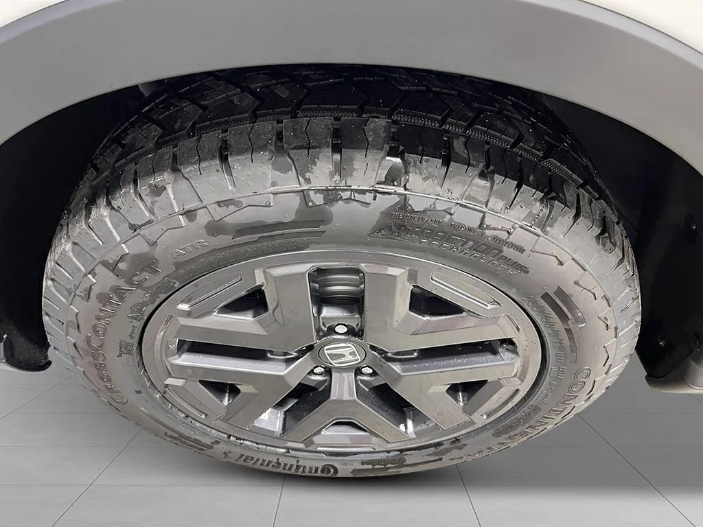 New 2026 Platinum White Pearl Honda AWD TrailSport Hybrid image 11
