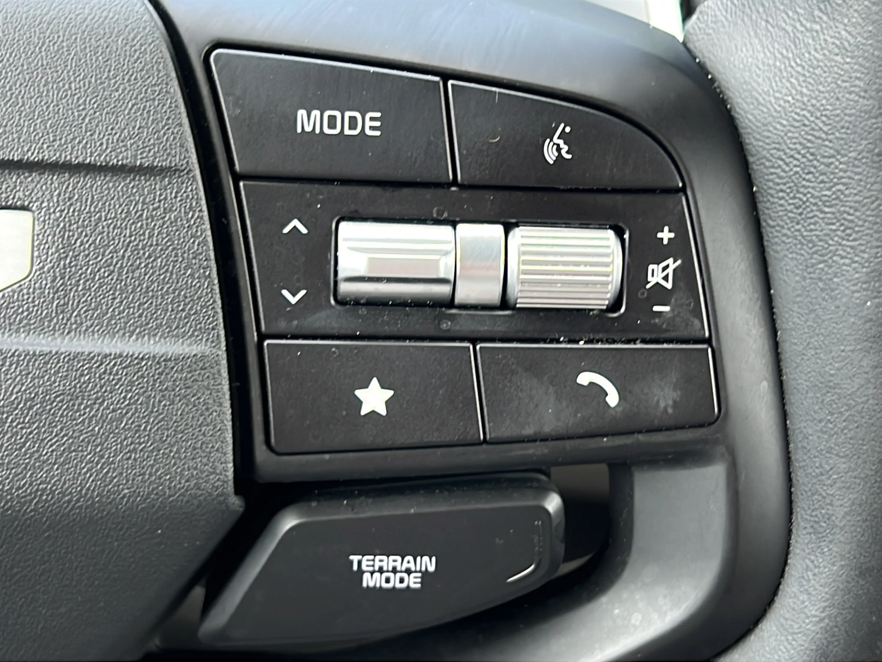 Used 2026 Fusion Black Kia EX image 20