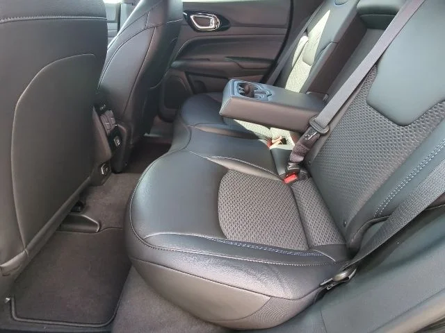 New 2026 Black Jeep Latitude image 22
