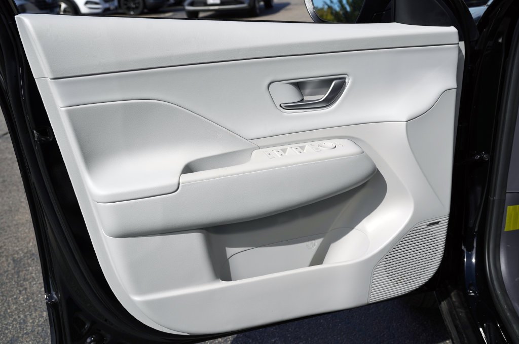New 2027 Abyss Black Pearl Hyundai Limited image 26