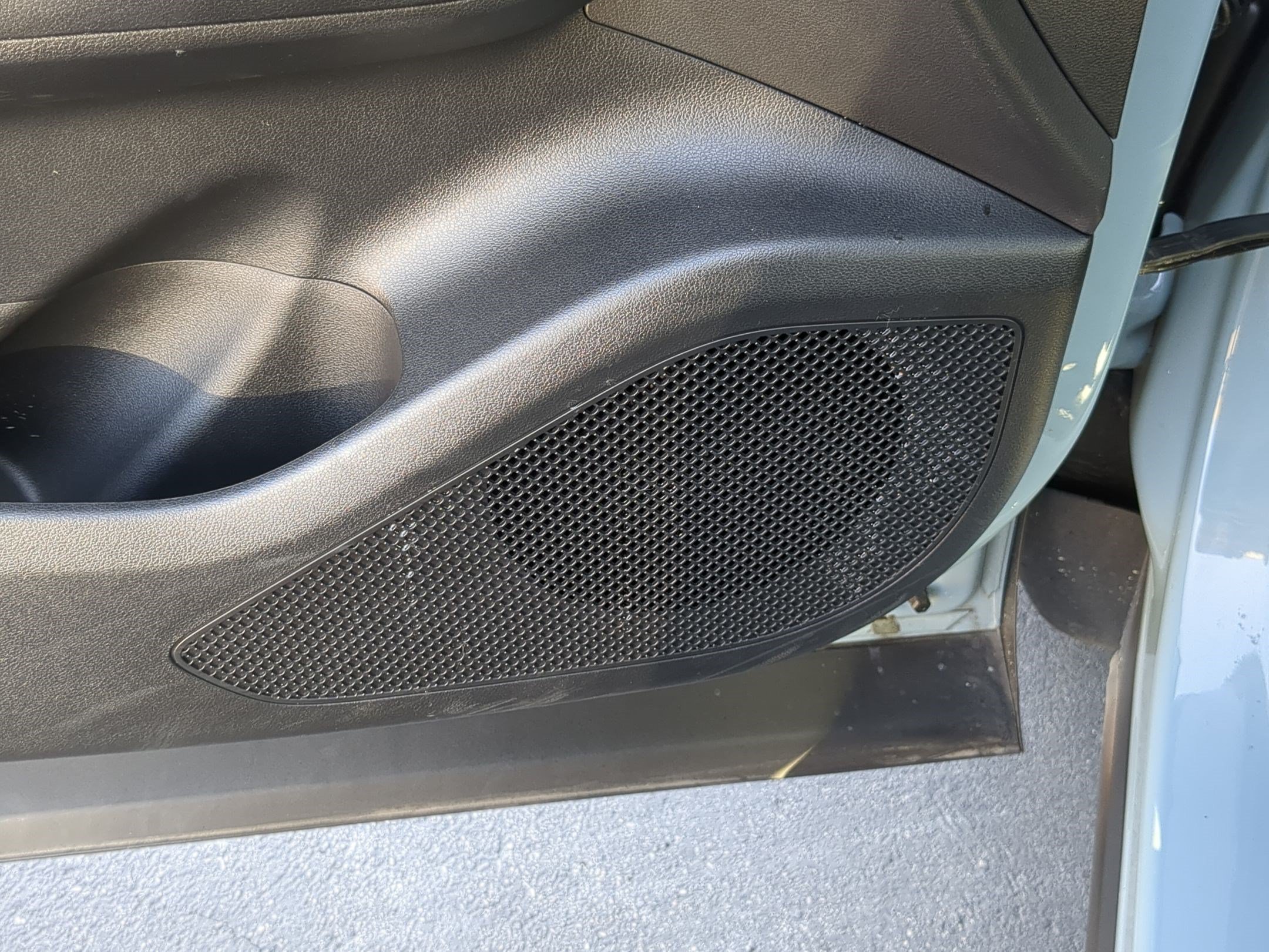 2025 Hyundai Santa Cruz SE - Photo 13