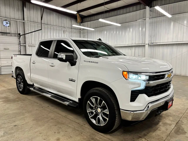 Pre-Owned 2026 Chevrolet Silverado 1500 LT 4WD 4D Crew Cab